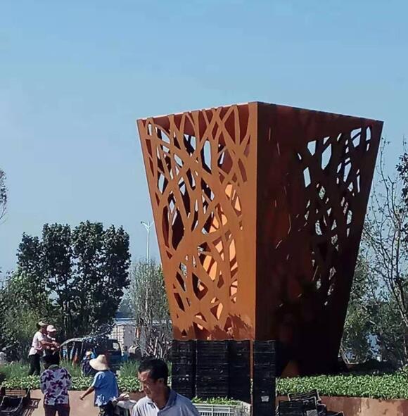 东阿耐候钢板雕塑